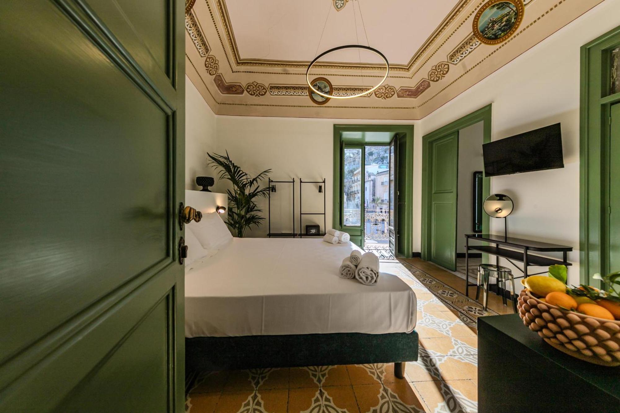 Couette-café Palazzo Villelmi Cefalù